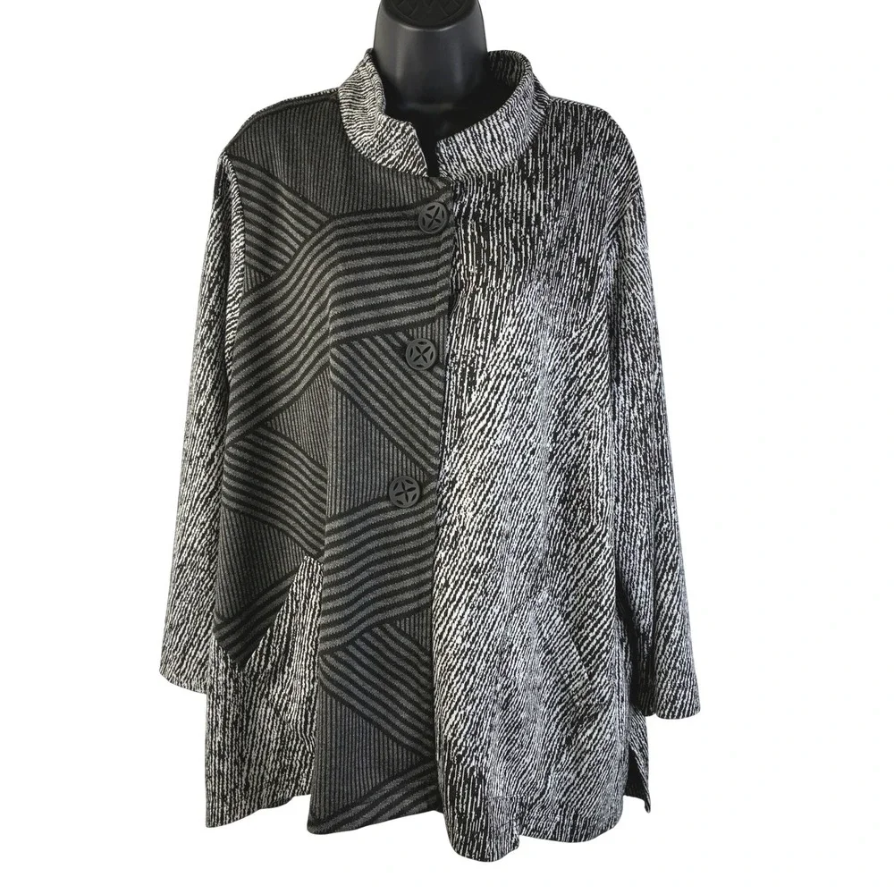 Ali Miles Womens 2X Black White Geometric Abstract Button Front Mock Neck Jacket